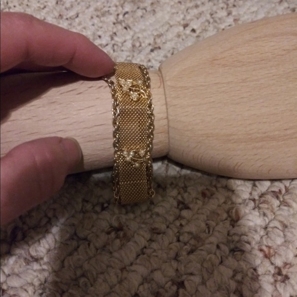 Goldette VINTAGE Pearls Mesh gold BRACELET 7 1/2” - Picture 4 of 7